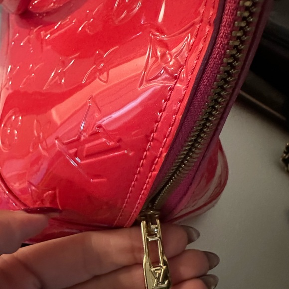 Red Louis Vuitton bag - Picture 13 of 13